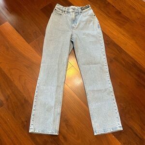 Abercrombie & Fitch women's Curve Love Ultra High Rise 90's Straight Jeans size